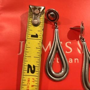Vintage James Avery earrings (Price only For the Next 24 hrs)Price Firm
